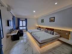 បន្ទប់គ្រួសារ